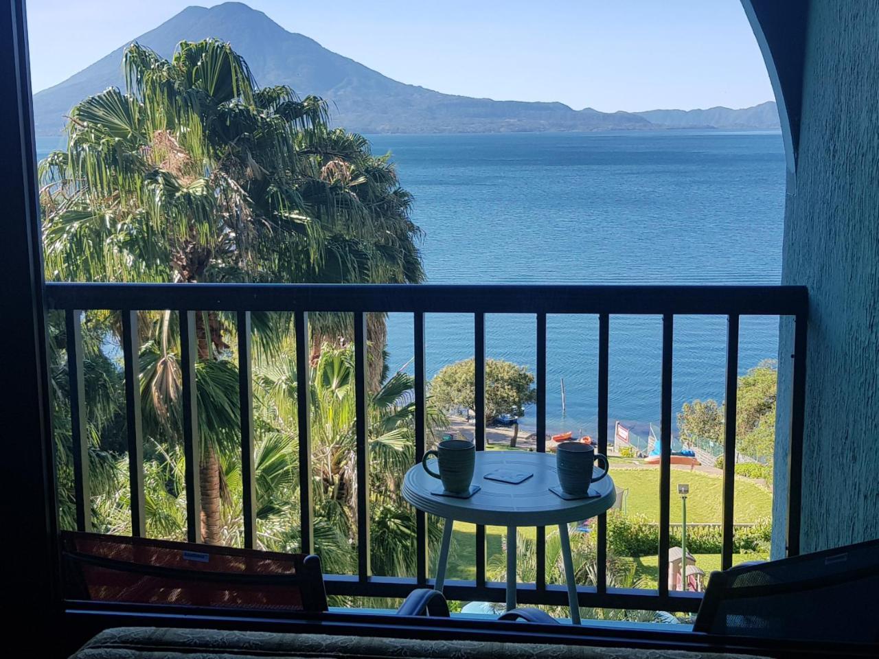 The Paradise Of Atitlan Suites - Free Breakfast Supplies ปานาคาเชล ภายนอก รูปภาพ