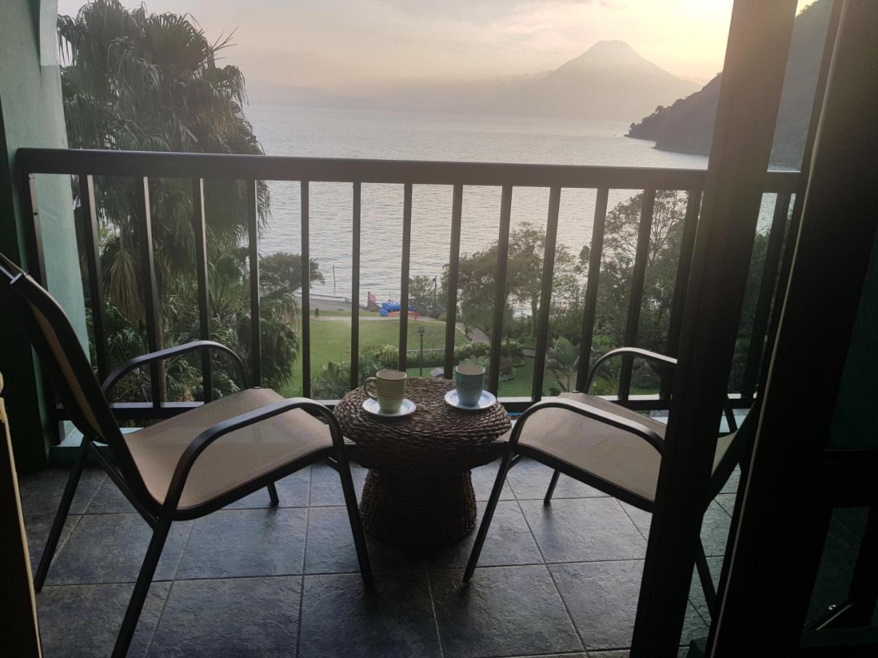 The Paradise Of Atitlan Suites - Free Breakfast Supplies ปานาคาเชล ภายนอก รูปภาพ